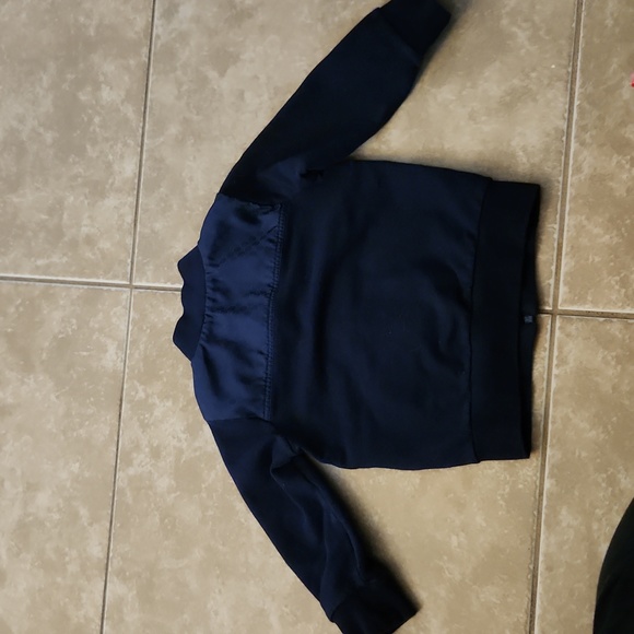 Gucci 2 PC suit - Picture 9 of 9